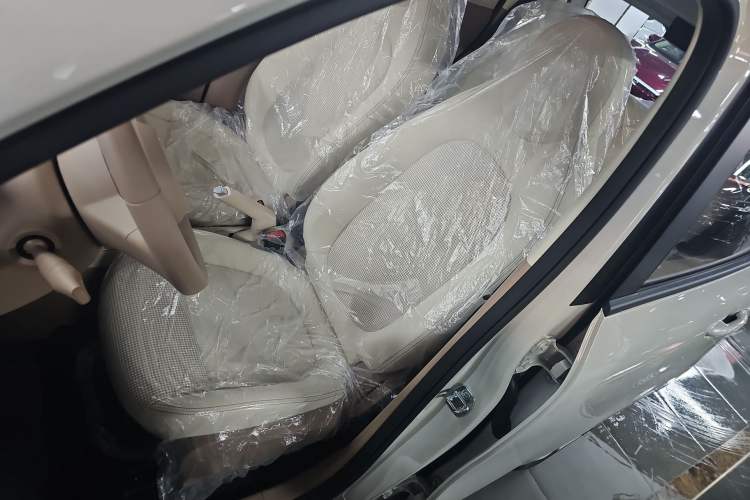 Used Wuling Hongguang MINIEV 2025 Four-Door Version Advanced Edition