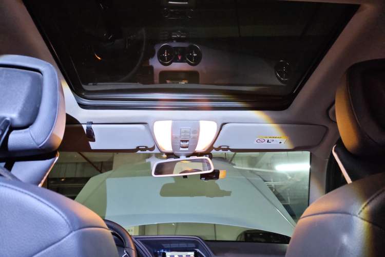 Used Mercedes-Benz GLK-Class 2014 GLK 260 4MATIC Dynamic Model
