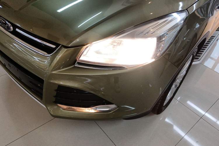 Used Ford Kuga 2013 1.6L GTDi Two-Wheel-Drive Comfort Model
