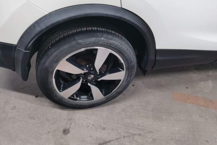 Used Nissan Qashqai 2016 2.0L CVT Luxury Edition
