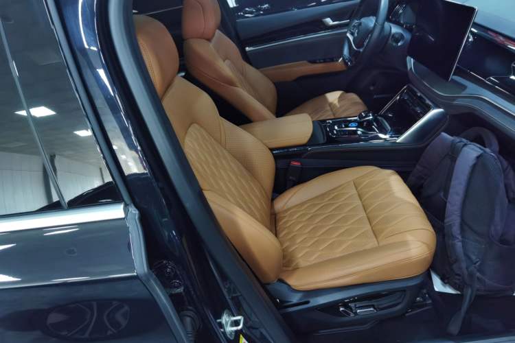 Used BYD Tang New Energy 2023 DM-i Champion Edition 112KM Prestige Model