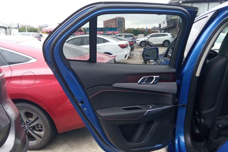 Used Lynk & Co 02 2018 1.5T DCT Two-Wheel Drive Sporty Version China V Standard
