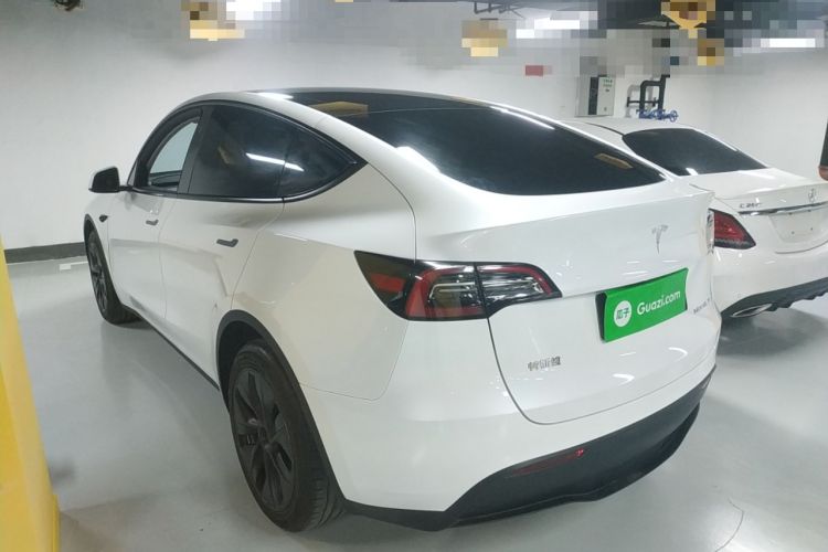 Used Tesla Model Y 2024 Long-Range All-Wheel-Drive Version
