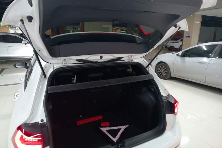 Used Volkswagen Golf 2021 280TSI DSG R-Line
