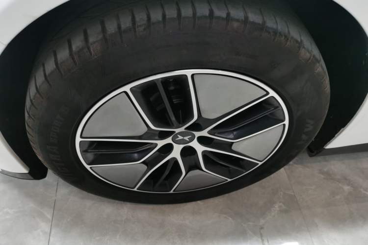 Used XPeng P7 2023 P7i 702 Pro