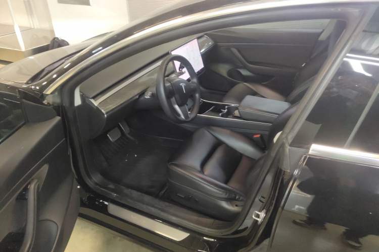 Used Tesla Model 3 2019 Standard Range Rear-Drive Upgraded Version
