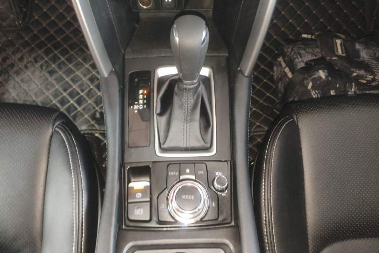 Used Mazda CX-4 2018 2.0L Automatic Two-Wheel Drive Blue Sky Dynamic Version China VI Standard
