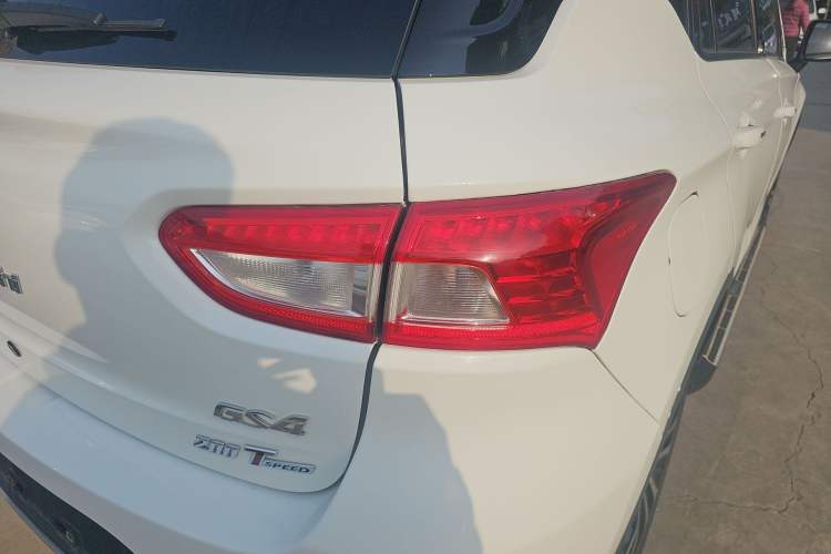 Used GAC Trumpchi GS4 2015 200T G-DCT Luxury Edition