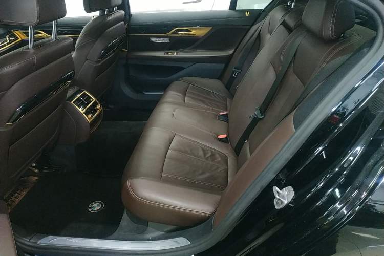 Used BMW 7 Series 2018 730Li Leading Model M Sport Package
