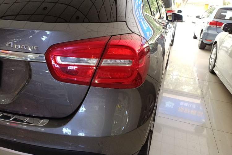 Used Mercedes-Benz GLA 2016 GLA 220 4MATIC Luxury Model