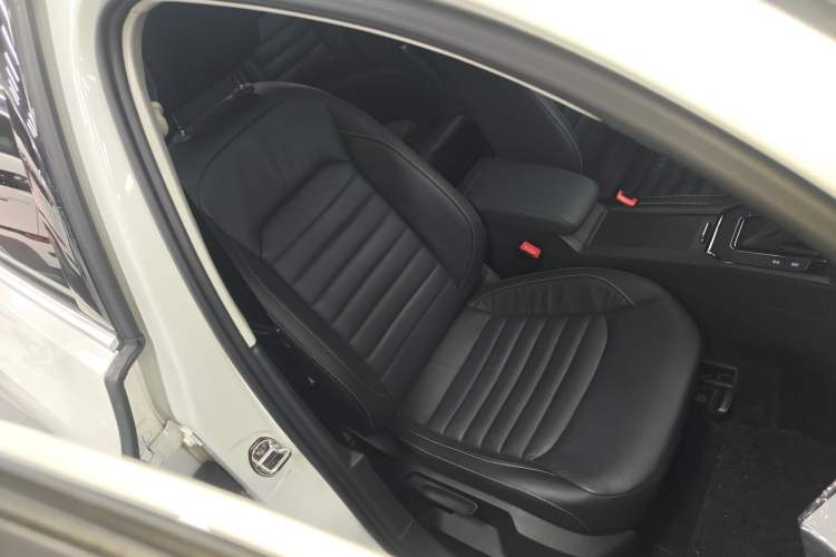 Used Volkswagen Lamando 2018 280TSI DSG Comfort Edition