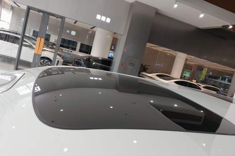 Used Zeekr 009 2024 7-Seater Aisle Version 108 kWh