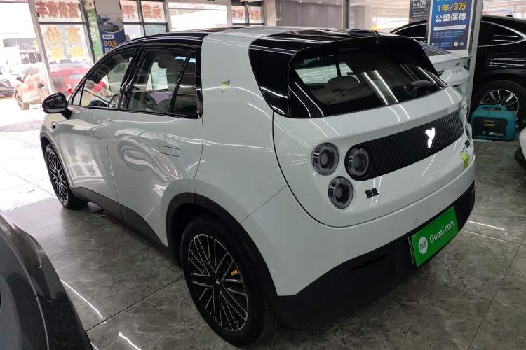 Used  firefly 2025 Illuminated Edition
