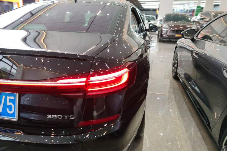 Used Volkswagen Passat 2025 Outstanding Model 380TSI Dragon Glory Edition
