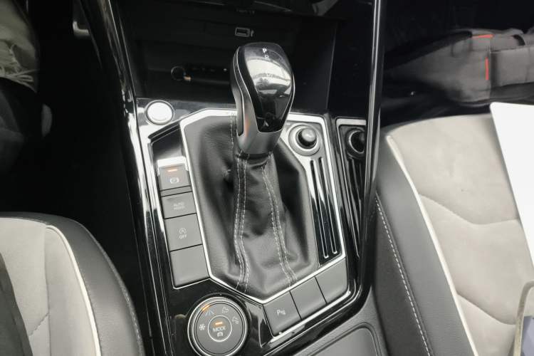 Used Volkswagen Tayron 2019 380TSI Four-Wheel Drive R-Line China VI-standard
