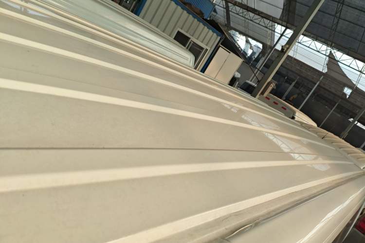 Used Chana Ruixing EM80 2025 Passenger Version Comfort Model 6 Seats 300 km Liftback Door
