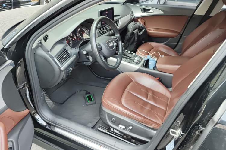 Used Audi A6L 2018 30th Anniversary Edition 35 TFSI Fashion Model
