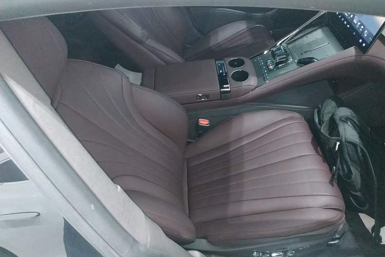 Used Denza Z9GT 2024 1100 Four-Wheel Drive Max Edition
