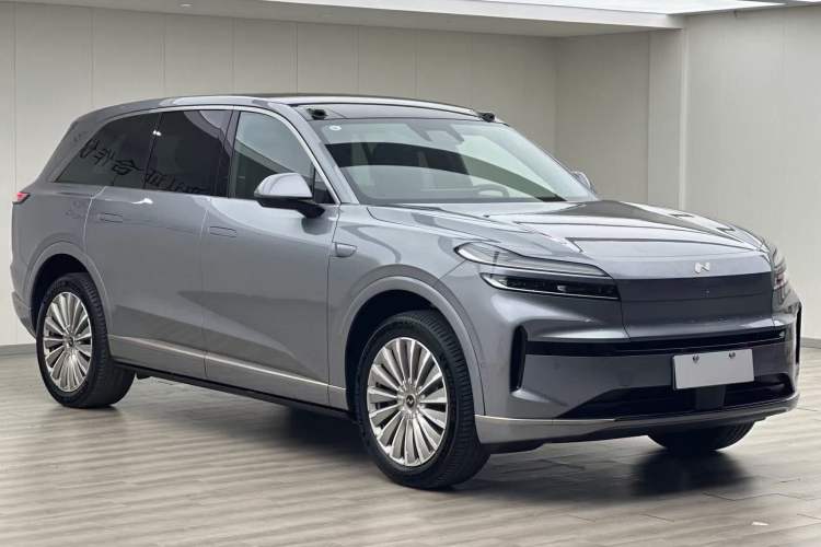 Used ONVO Luxeed L90 2025 Model—Max Six-Seater Version