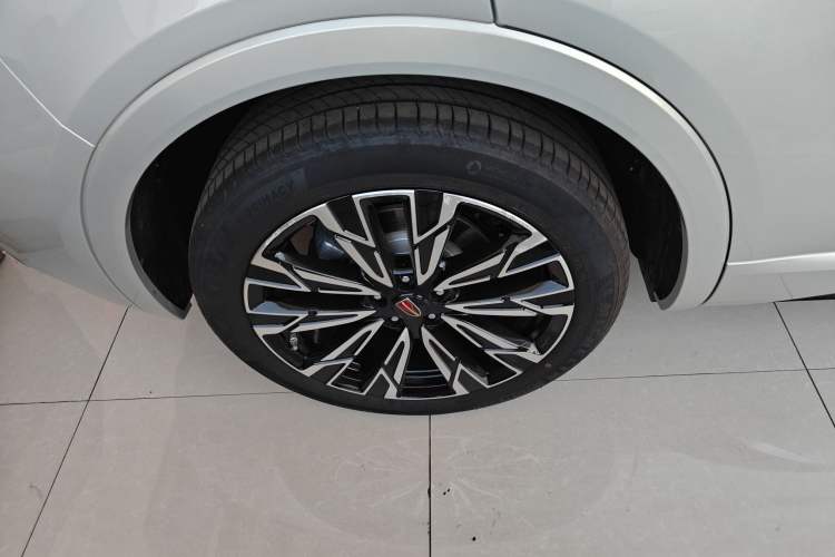 Used Hongqi HS5 2023 2.0T Four-Wheel Drive Flagship Pro Edition
