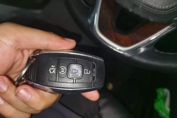 Used Lincoln MKZ 2017 2.0T Luxury Edition
