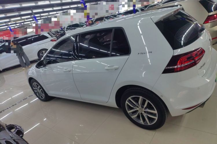 Used Volkswagen Golf 2017 230TSI Automatic Luxury Million-Vehicle Commemorative Edition
