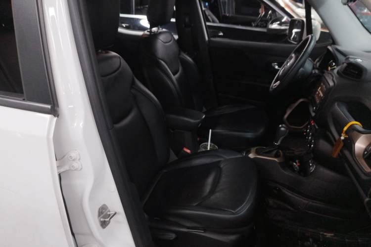 Used  Renegade 2016 1.4T Automatic Jingneng Version+
