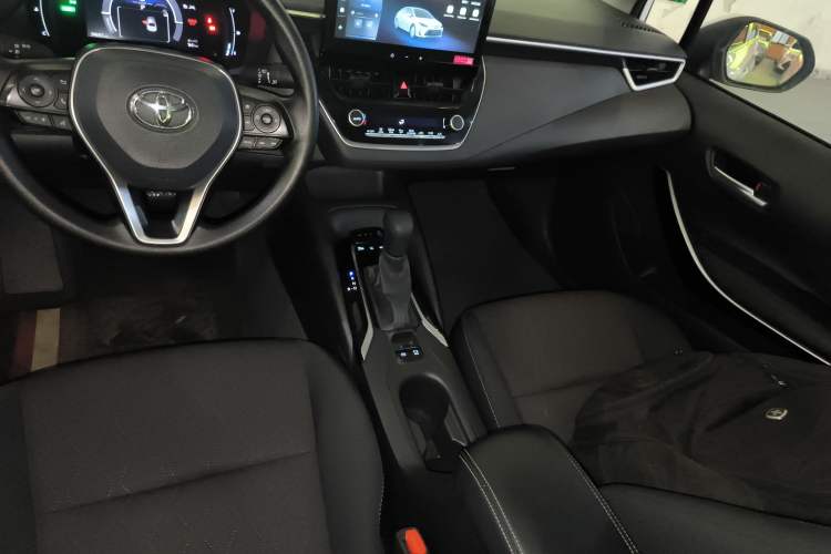 Used Toyota Corolla 2023 1.8L Smart Electric Hybrid Dual-Motor Pioneer Edition