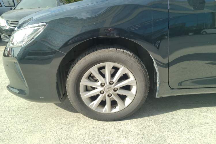 Used Toyota Camry 2016 2.0E 10th Anniversary Elite Edition
