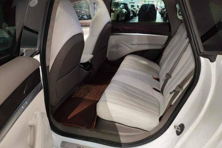 Used IM L7 2022 Dynamic Model
