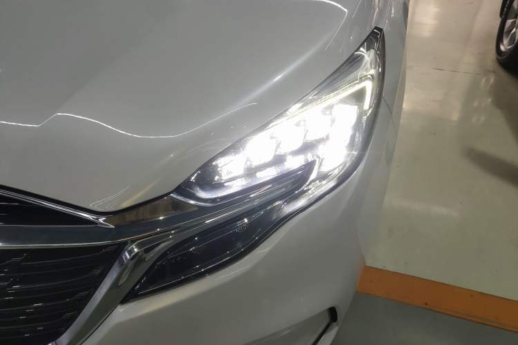 Used Buick GL8 2020 ES Land Cruiser 653T Luxury Edition