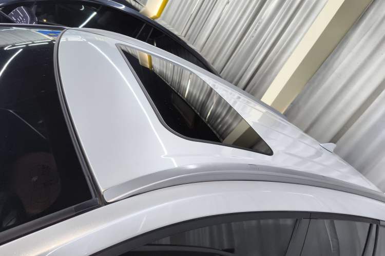 Used Toyota Corolla Cross 2024 2.0L Smart Electric Hybrid Dual-Engine Elite Edition