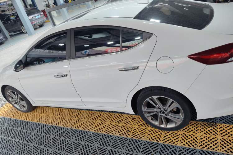 Used Hyundai Elantra 2016 1.6L Automatic ZhiXuan – Elite Version