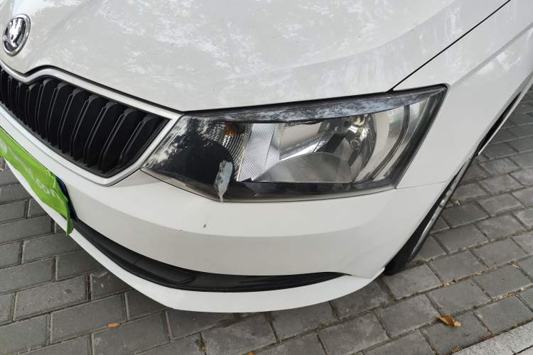 Used Skoda Fabia 2017 1.4L Automatic Car Enjoy Edition
