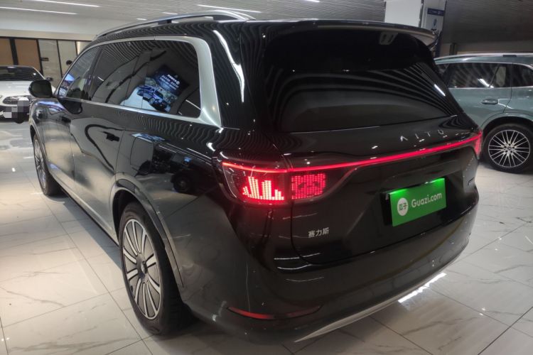 Used Hima AITO M9 2025 Extended-Range Ultra Version 52 kWh 6-Seater
