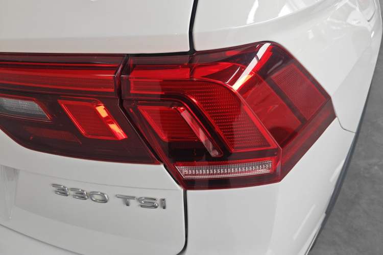 Used Volkswagen Tiguan L 2021 330TSI Automatic Two-Wheel Drive R-Line Enhanced Edition