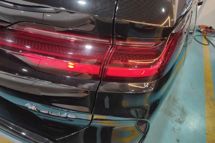 Used BYD Song PLUS New Energy 2024 HONOR Edition DM-i 110km Flagship Model
