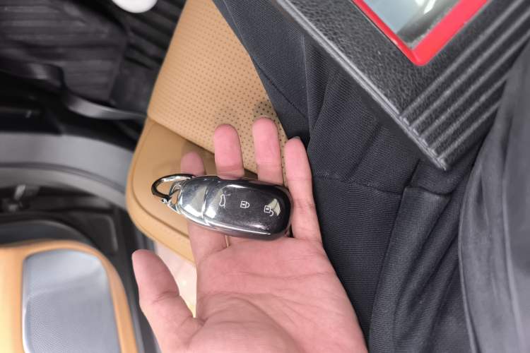 Used Li Auto ONE 2020 Extended-Range 6-Seater Version
