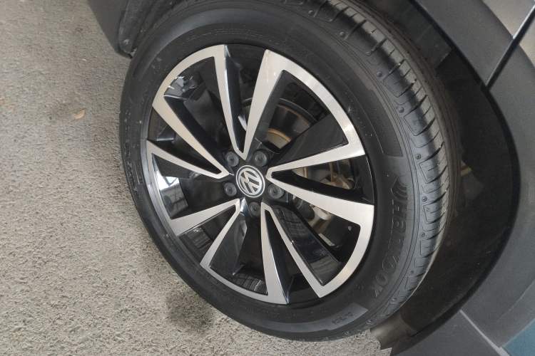 Used Volkswagen Tharu 2020 280TSI Two-Wheel Drive Luxury Edition China VI Standard
