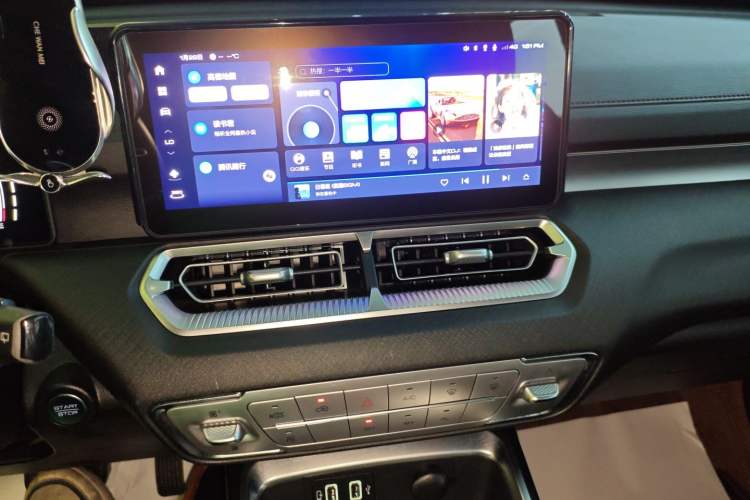 Used Haval H5 2023 2.0T Automatic All-Wheel Drive LinkedIn Gasoline
