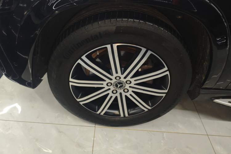 Used Mercedes-Benz GLE 2024 Refreshed GLE 350 4MATIC Stylish Edition
