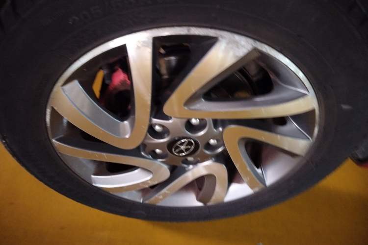 Used  Refine S2 2015 1.5L Manual Luxury Smart Model
