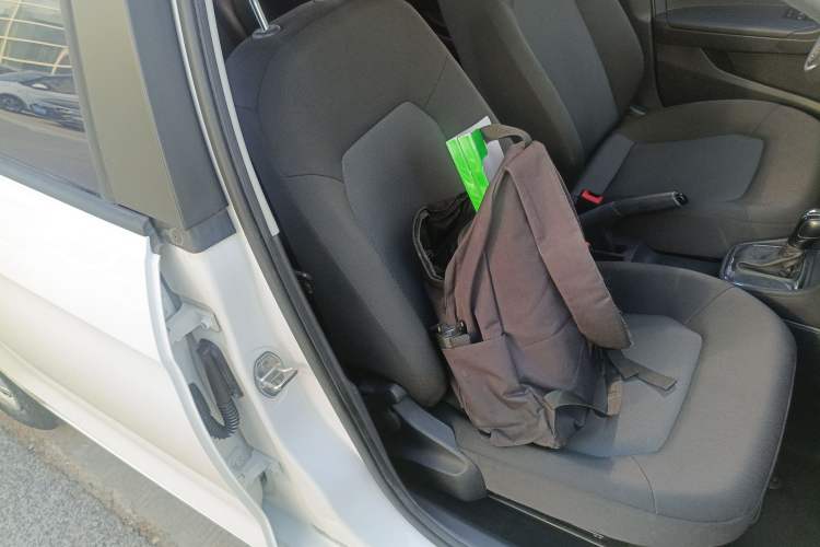 Used Volkswagen Jetta 2015 Value Edition 1.6L Automatic Fashion Version
