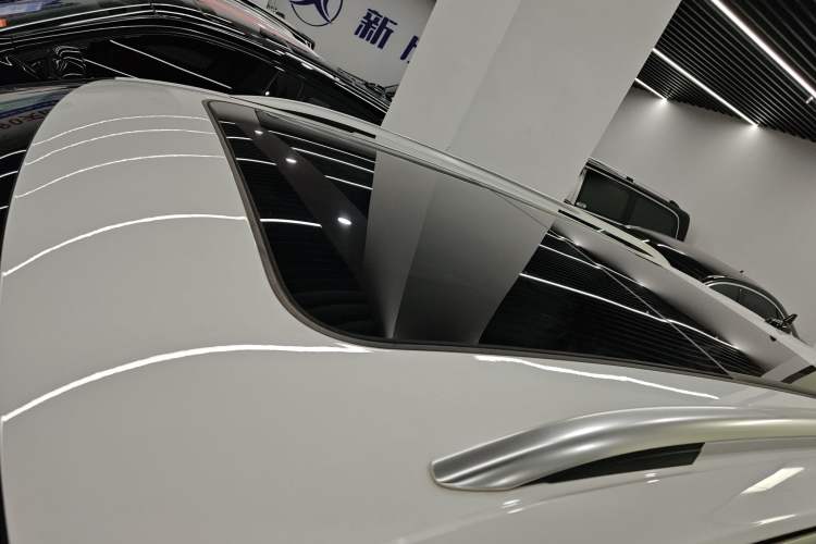 Used Volkswagen Tiguan L 2023 330TSI Automatic Two-Wheel Drive R-Line Enjoyment Edition
