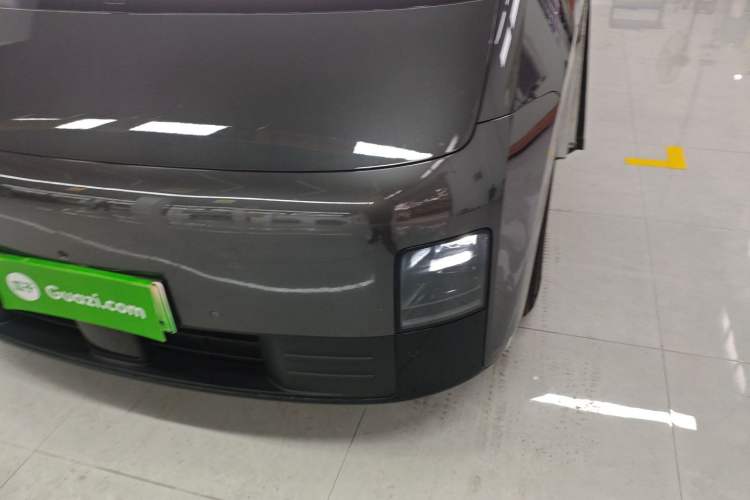 Used Li Auto MEGA 2025 Home Family Special Edition