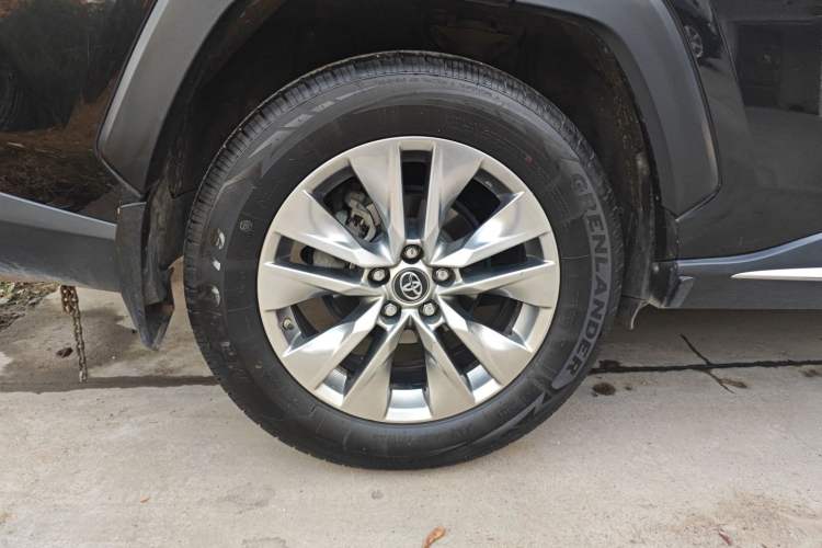 Used Toyota Wildlander 2022 2.0L CVT 4x4 Luxury PLUS Edition