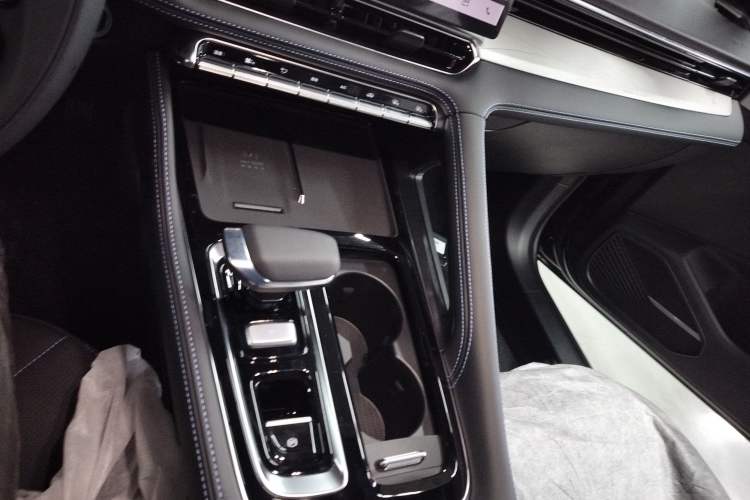 Used Geely Auto Preface 2026 Model Oriental Yao 1.5TD Kunlun Edition