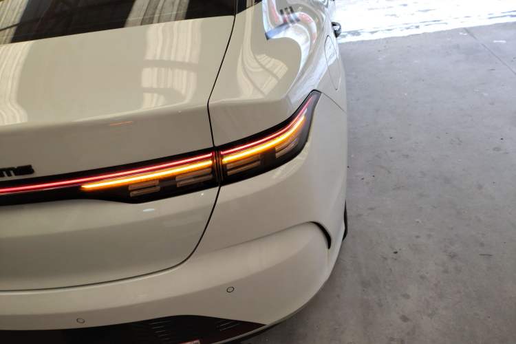 Used BYD Destroyer 05 2024 HONOR Edition DM-i 55KM Luxury Model
