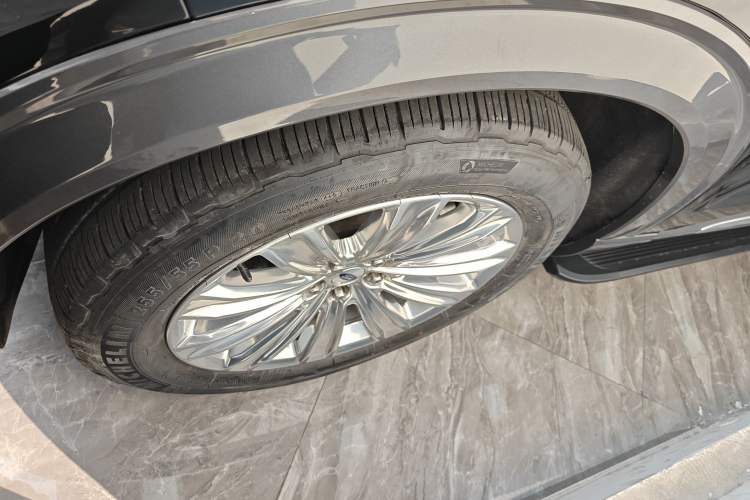 Used Ford Explorer 2020 EcoBoost 285 4x4 Titanium Edition 6 Seats