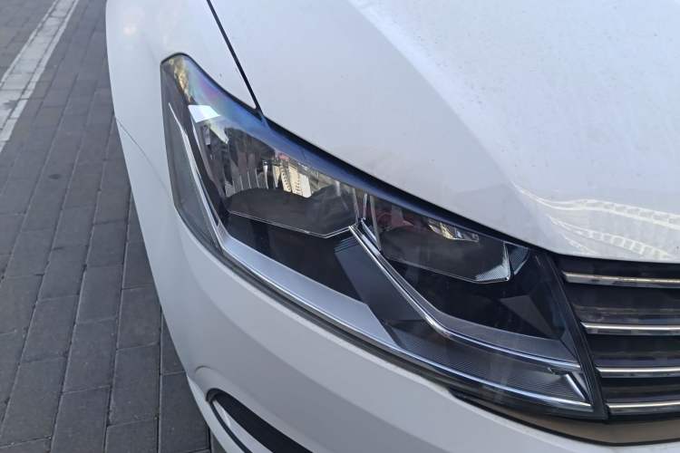 Used Volkswagen Gran Lavida 2015 1.6L Automatic Fashion Edition